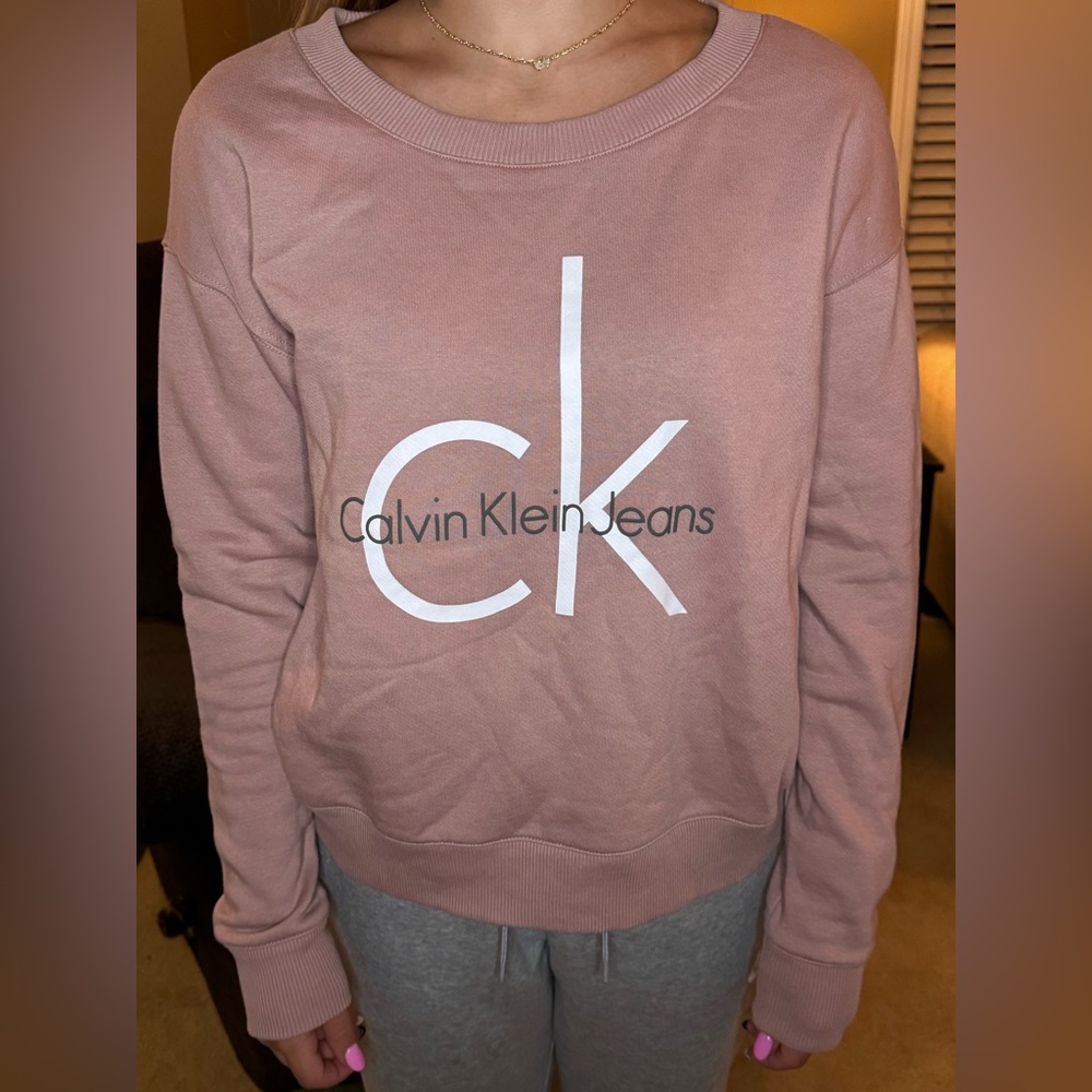 Pink Calvin Kline pullover size small